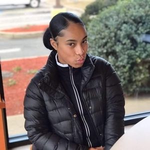 Meet your Posher, Edna